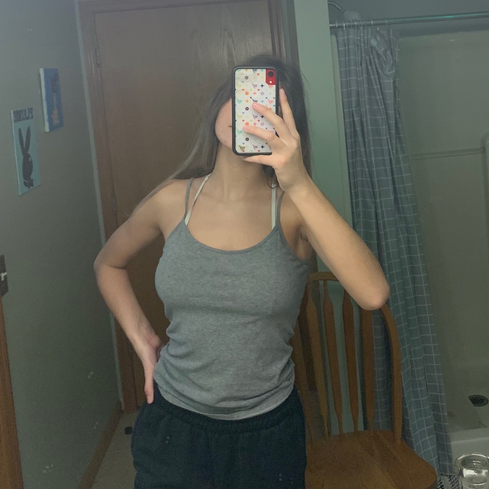 Grey tank top